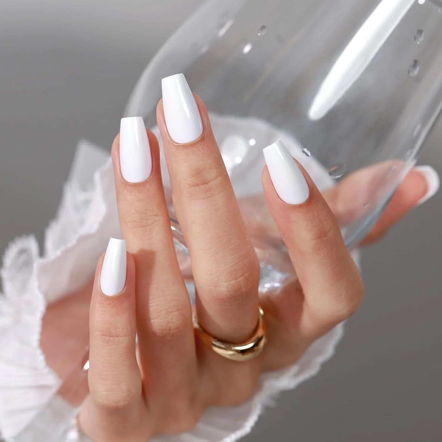 Medium Coffin Glossy Solid White Nails Medium Coffin Glossy Solid White Nails — Cute White Nails