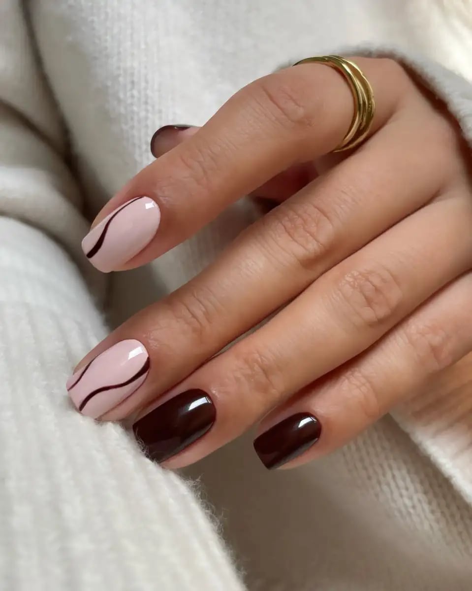Dark Brown Light Pink Swirl Glossy Short Square Nails Dark Brown Light Pink Swirl Glossy Short Square Nails — Cute Wine Nails