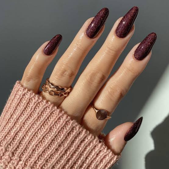 Burgundy Glitter Long Almond Nails Burgundy Glitter Long Almond Nails — Cute Wine Nails