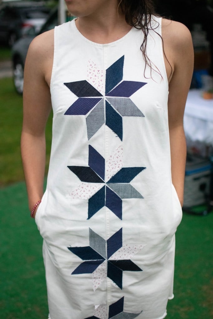 White Sleeveless Dress with Star Patchwork White Sleeveless Dress with Star Patchwork — DIY Dress Designs