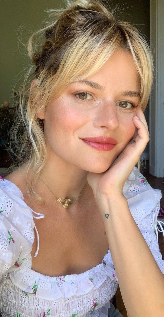 Collarbone Blonde With Side Part Air Dry — Easy Ways to Style Curtain Bangs