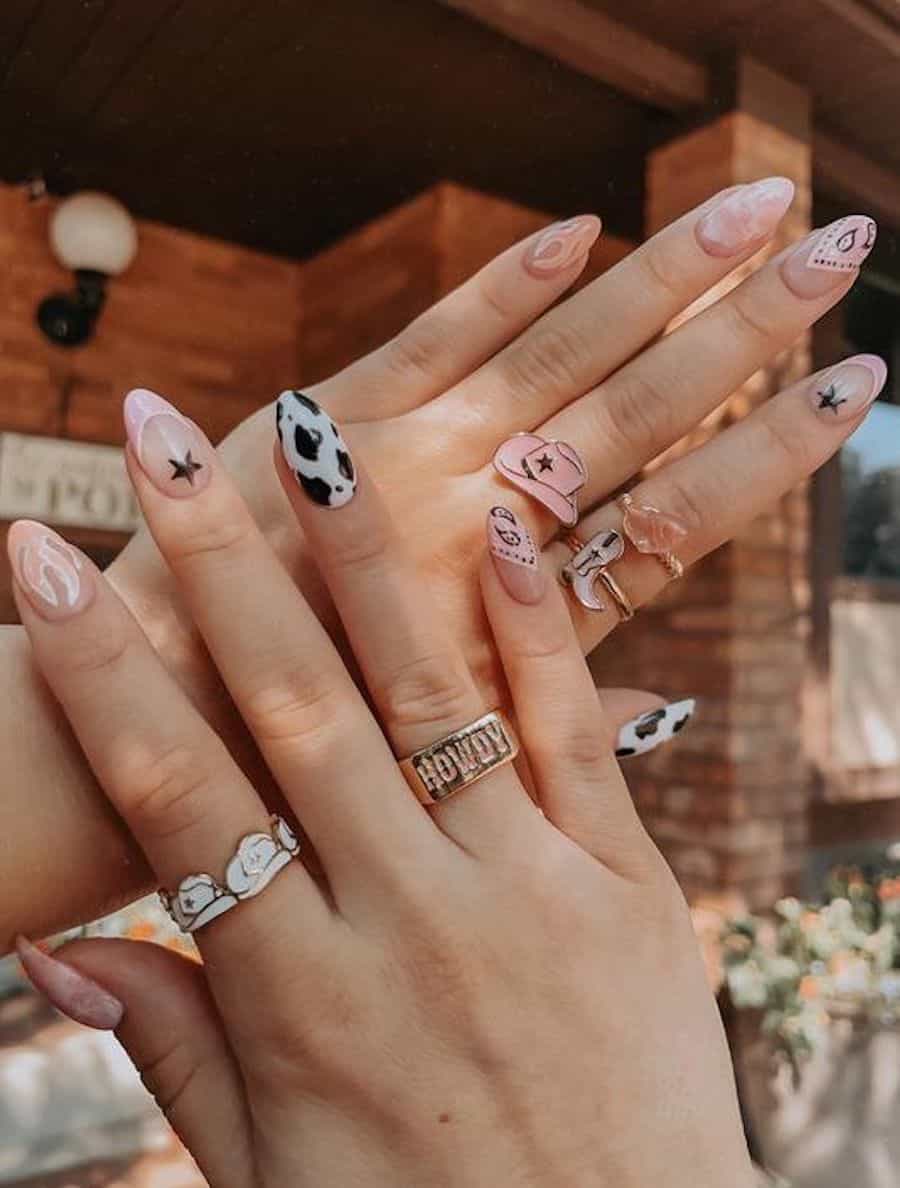 Short Almond Mix of Western Motifs Short Almond Mix of Western Motifs — Easy Western Nails