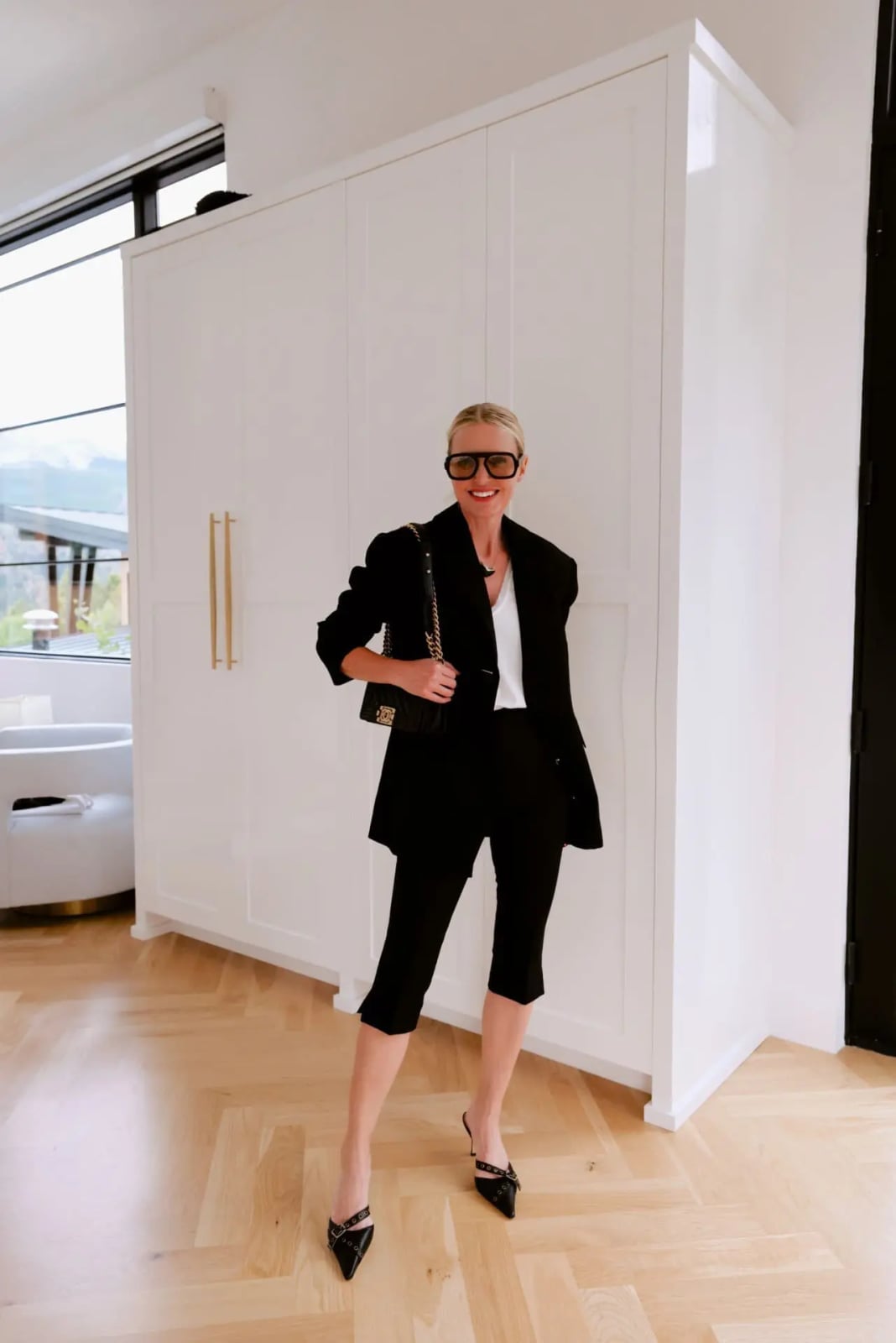 Smart Casual Black Capris with Blazer and White Top — Elegant Black Capri Pants Outfit