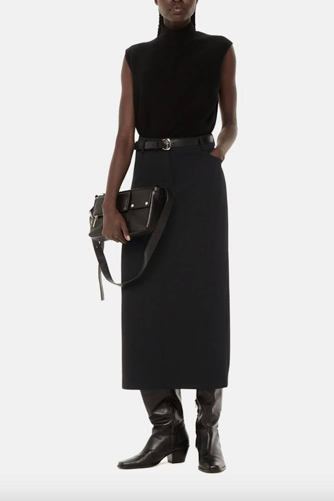 High-Waisted Maxi Skirt With Mock Neck Top High-Waisted Maxi Skirt With Mock Neck Top — Elegant Black Maxi Skirt Outfit
