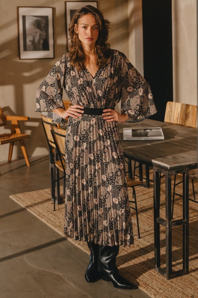 Floral Paisley Midi Dress with Pleated Skirt — Elegant Boho Outfits