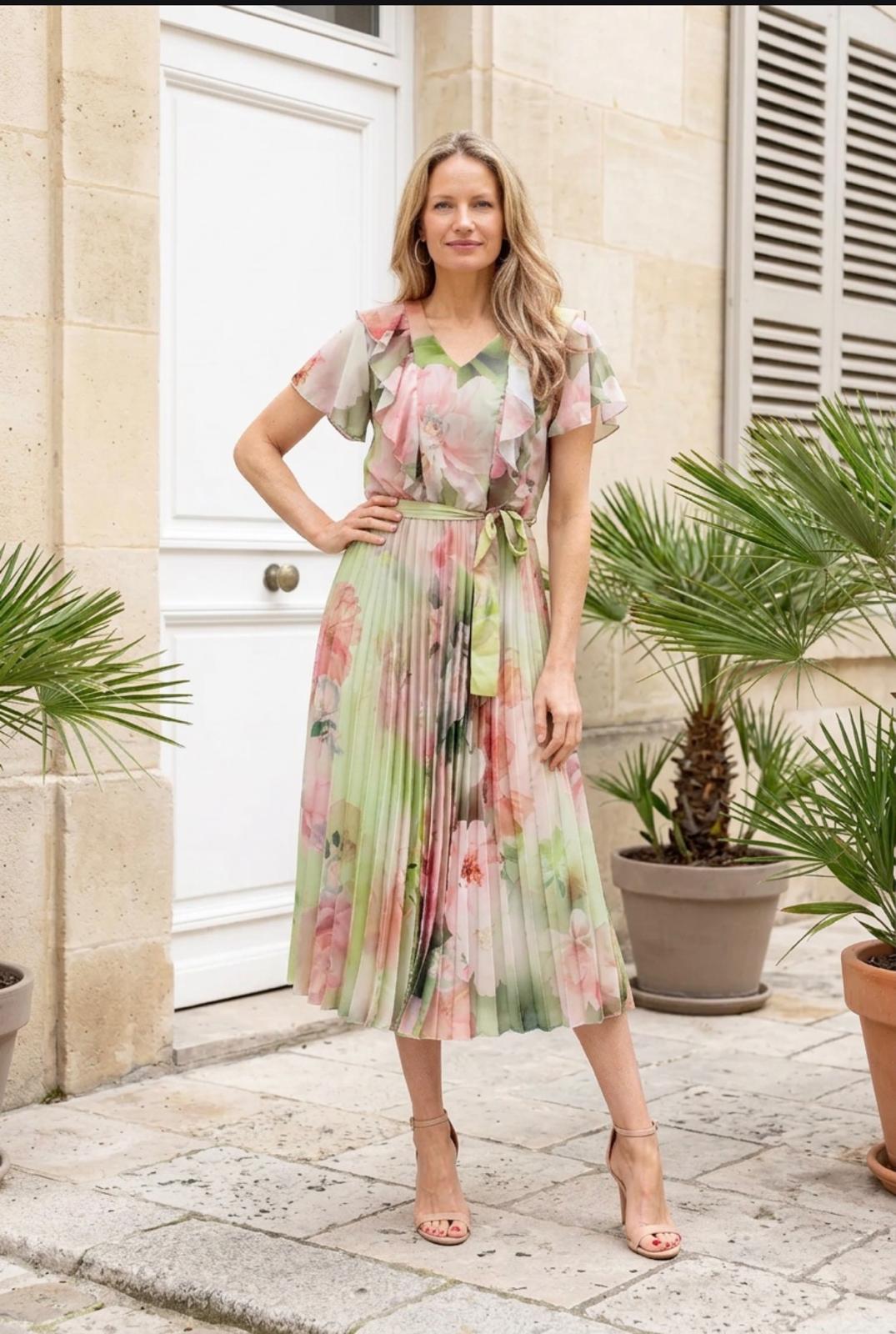 Floral Print Midi Dress with Pleated Skirt — Elegant Midi Dresses