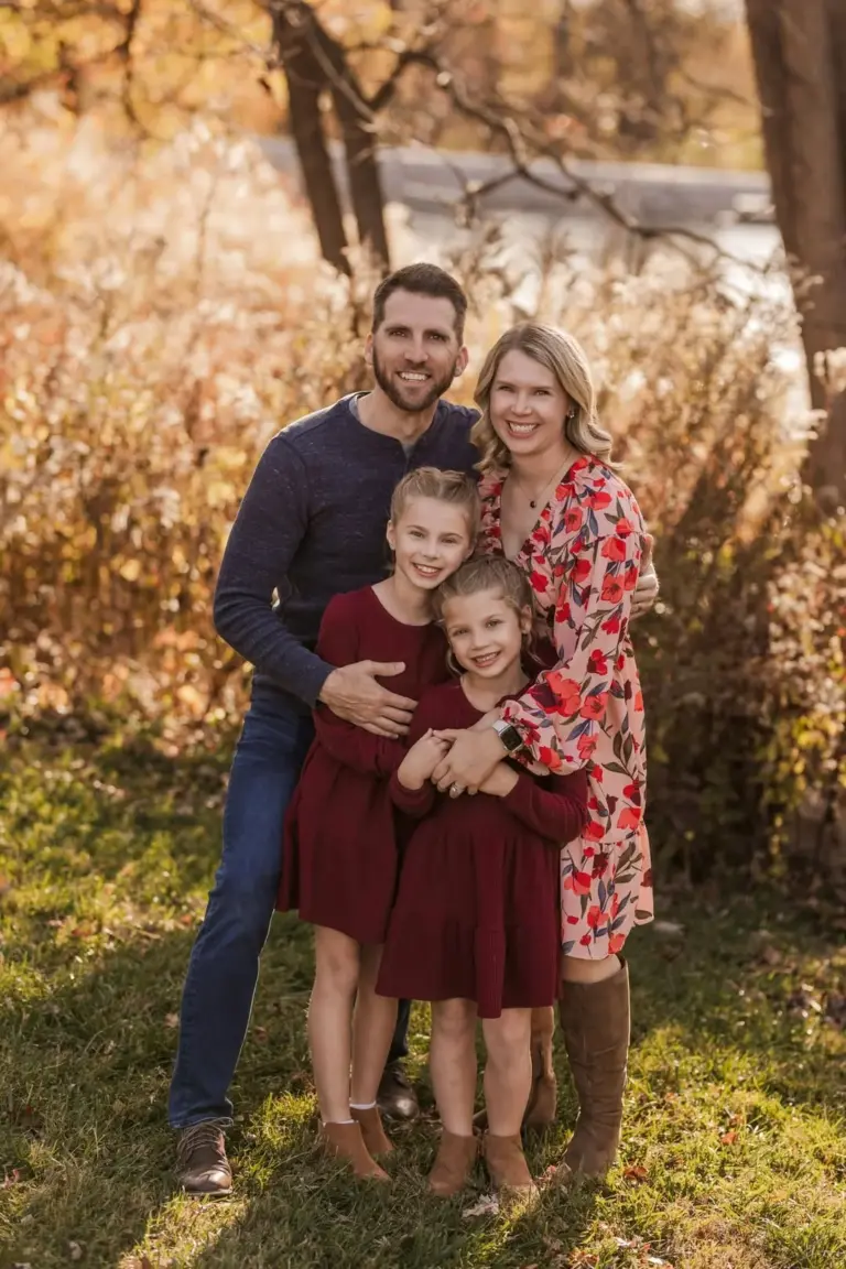 Fall Family Picture Outfits 2026: Stylish Coordinated Looks for Every Family