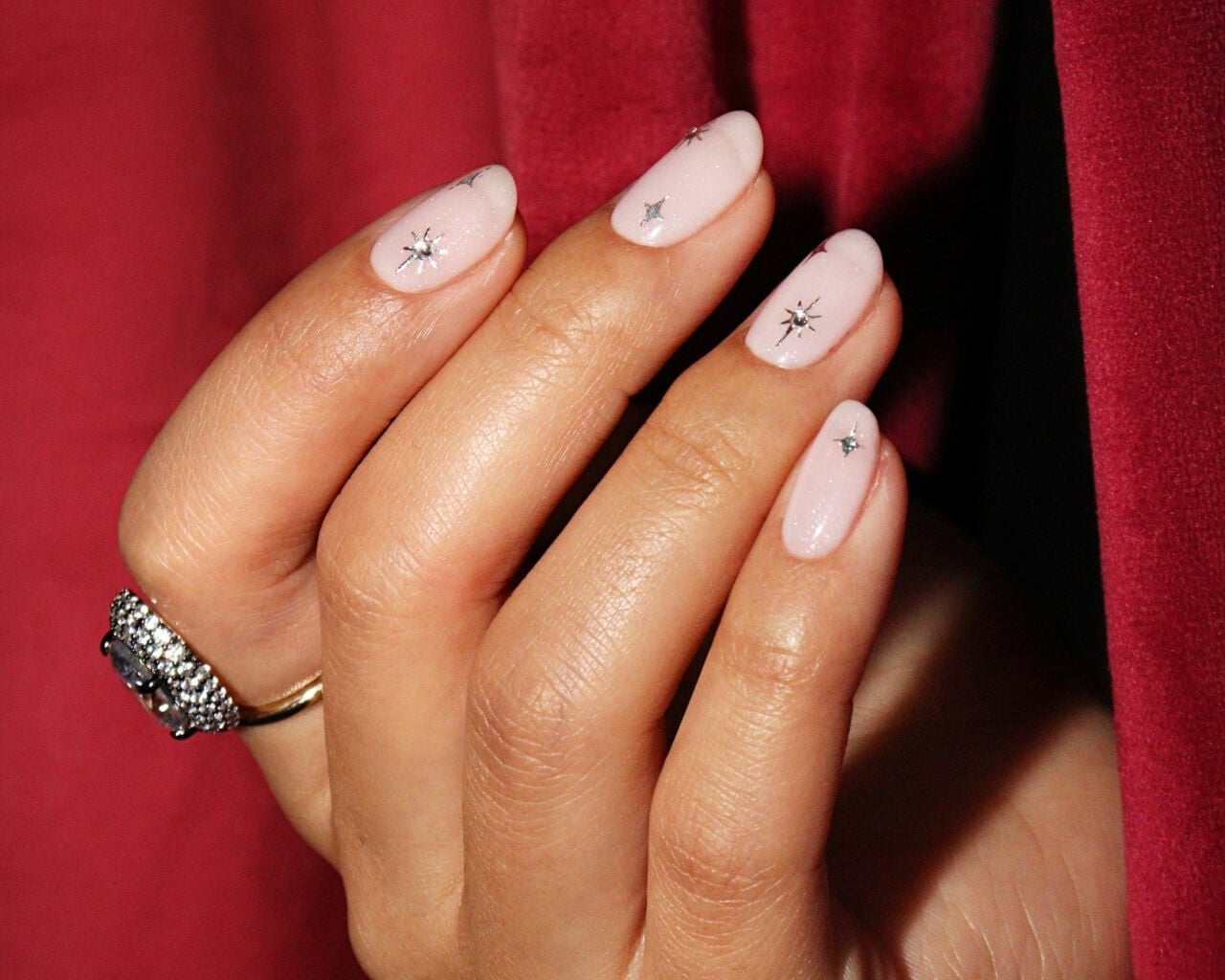 Short Almond with Milky Pink and Star Rhinestones — Gel Nail Art Ideas