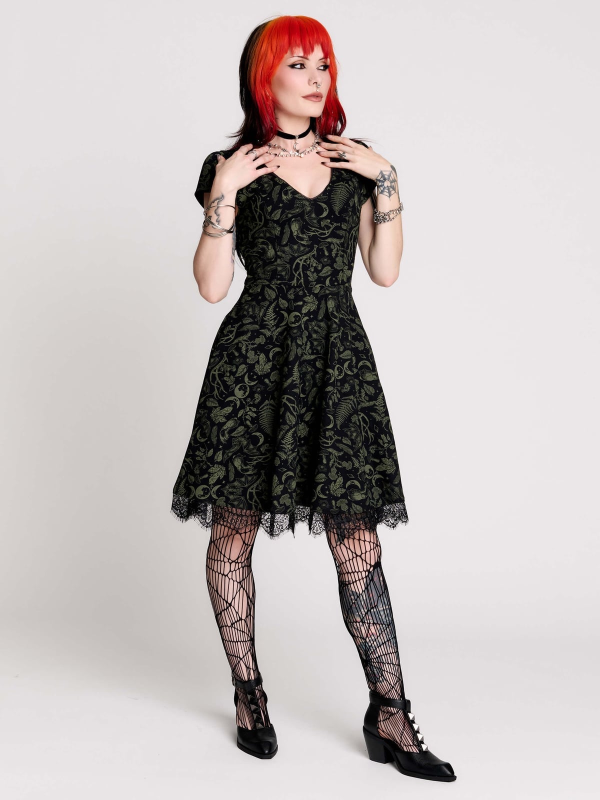 Dark Floral Print Dress with Fishnets, Fit And Flare A-Line Dark Floral Print Dress with Fishnets, Fit And Flare A-Line — Goth Style Ideas