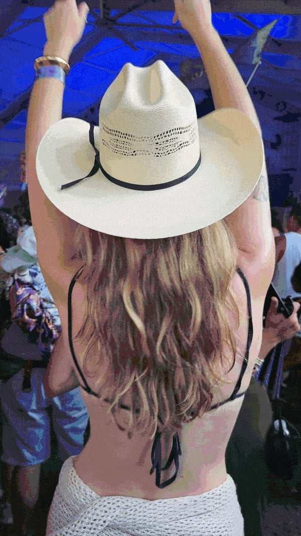 Air-Dried Mid-Back Waves With Cowboy Hat — Hair Ideas with Hat