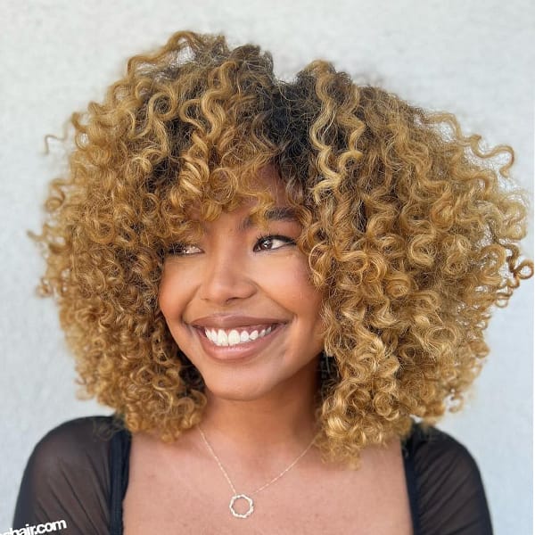Curly Honey Blonde Bob With Curtain Bangs — Honey Blonde Hair Inspiration