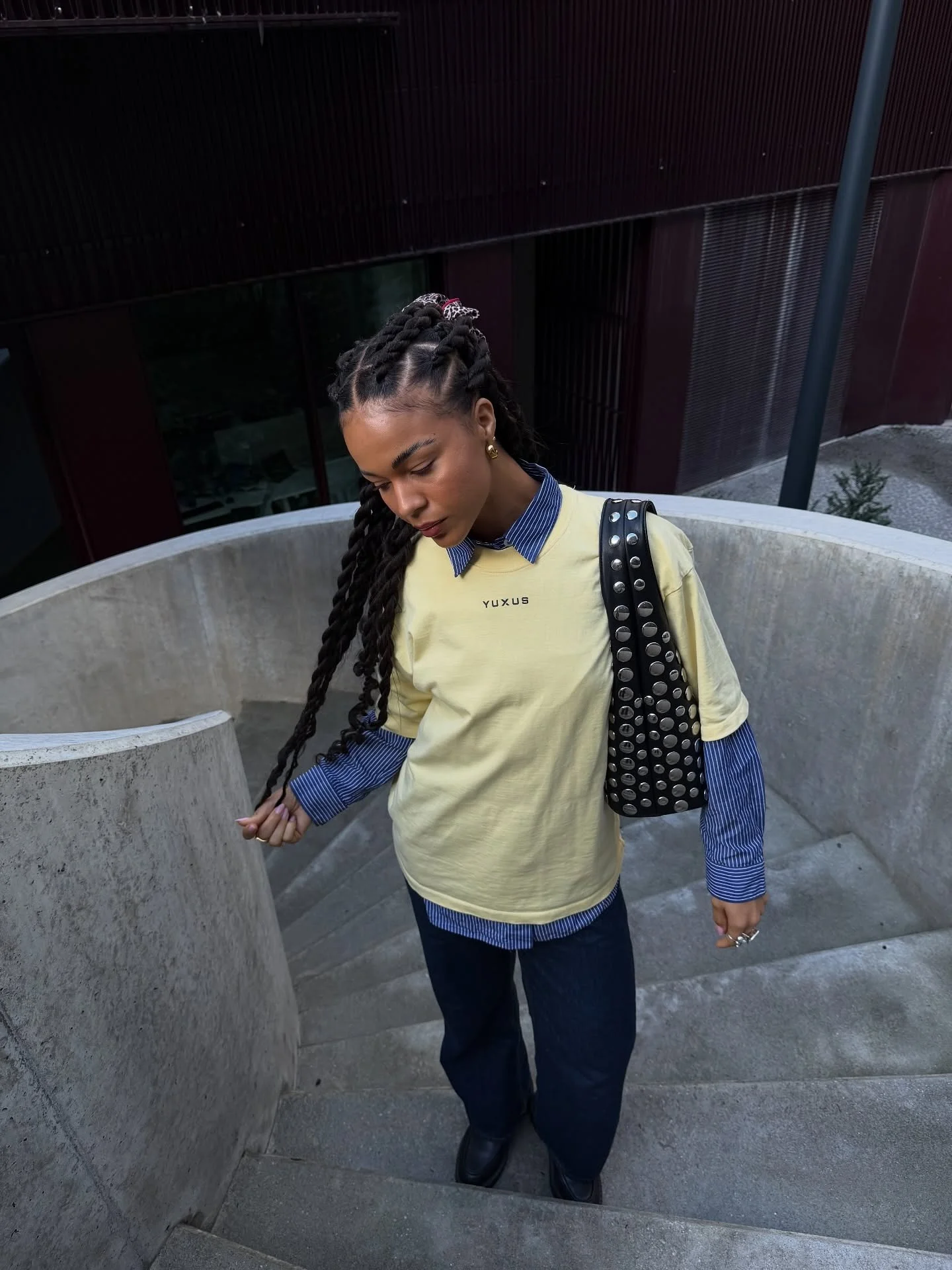 Casual Cool: Layered Tees with Wide-Leg Jeans and Loafers — Winter College Outfits