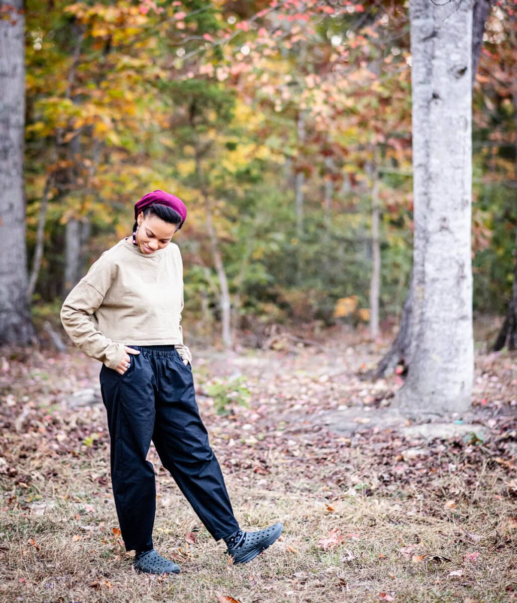 Casual Outdoor Activities Outfit Idea — Winter Outfits for Moms