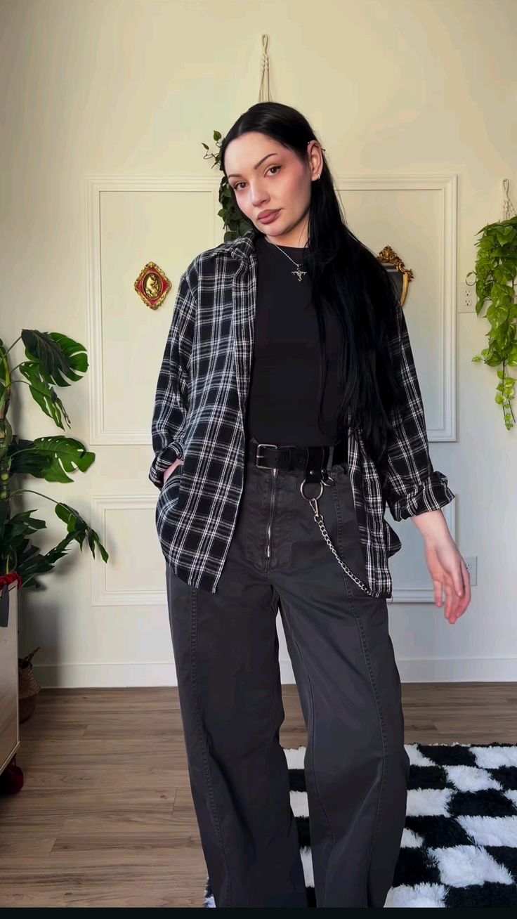 Cotton Flannel Outfit Idea Cotton Flannel Outfit Idea — Grunge Winter Outfits