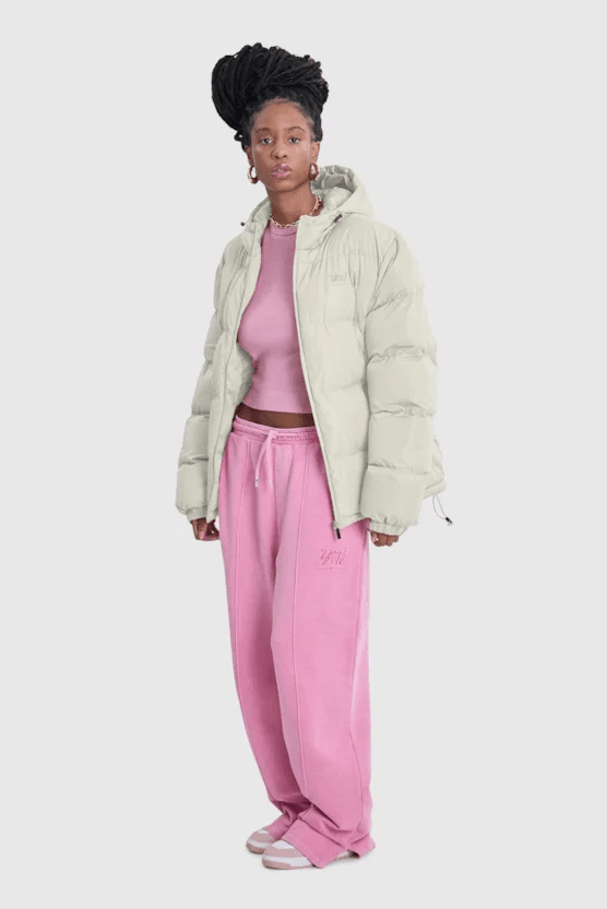 Cream Puffer Jacket and Pink Sweatpants: Y2K Casual Comfort — Y2K Winter Outfits