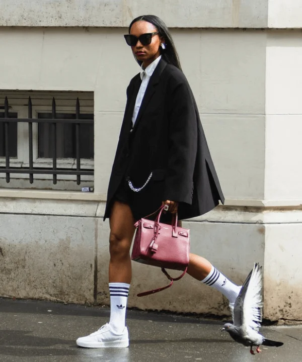 Oversized Blazer with Shorts and Striped Socks for Casual Parisian Vibe — Paris Winter Outfits