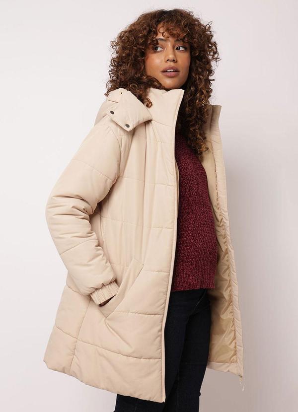 Beige Quilted Puffer with Burgundy Knit — Long Puffer Coat Outfits