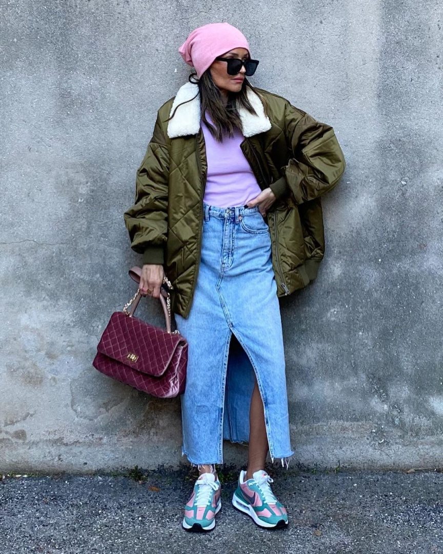 Pink And Teal Sneakers Outfit Idea — Las Vegas Winter Outfits