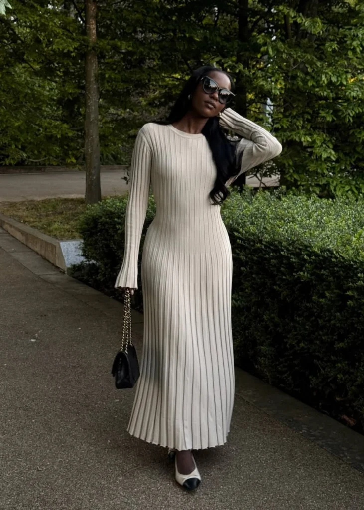 Ribbed Knit Sweater Dress with Vertical Stripes and Ballet Flats Ribbed Knit Sweater Dress with Vertical Stripes and Ballet Flats — Sweater Dress Outfits