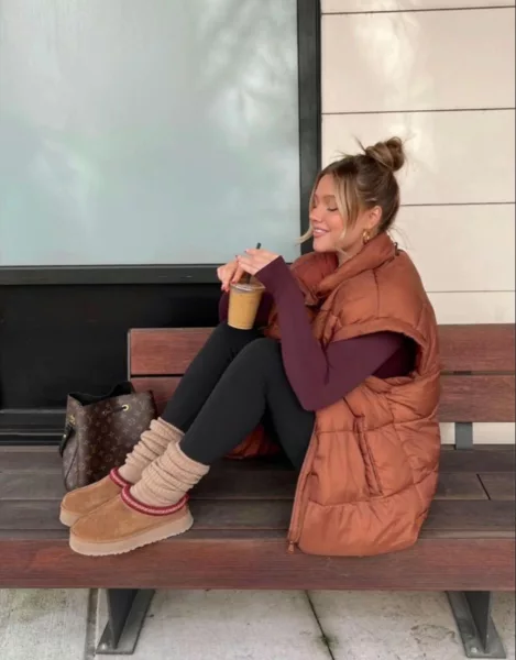 Autumnal Vibes: Ugg Slippers with Leggings and Puffer Vest — Ugg Slippers Outfits