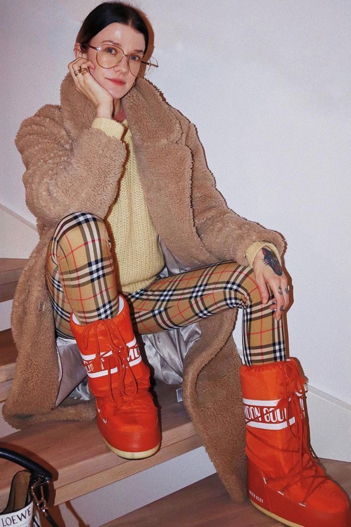 Teddy Fleece Knit Nylon Outfit Idea Teddy Fleece Knit Nylon Outfit Idea — Moon Boots Outfits