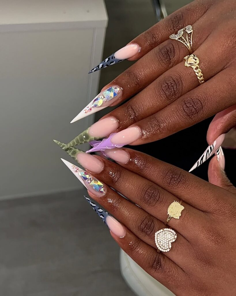 Glamorous Mixed Print Rhinestone Stilettos Glamorous Mixed Print Rhinestone Stilettos — Winter Stiletto Nails