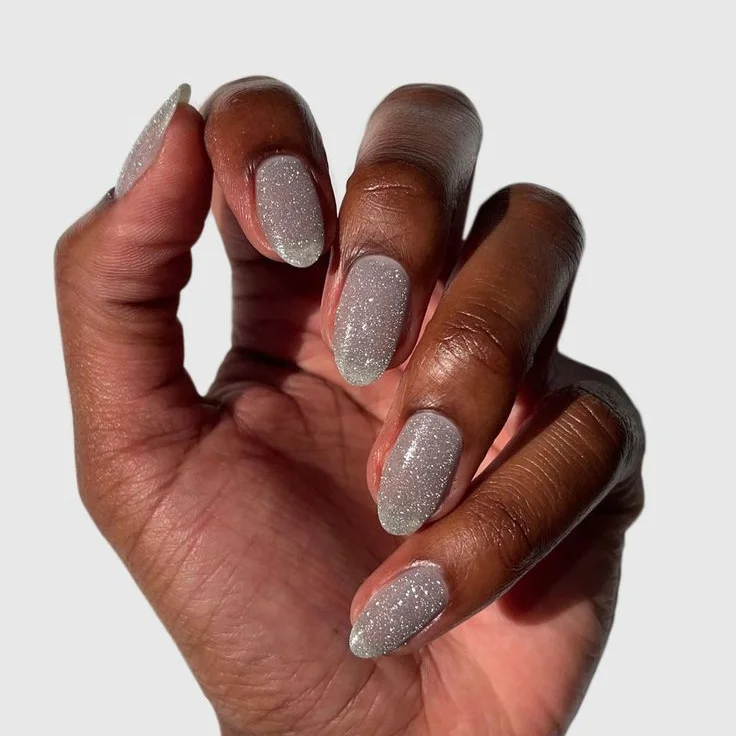 Light Grey Green Shimmer Gradient Nails Light Grey Green Shimmer Gradient Nails — Winter Dip Powder Nails