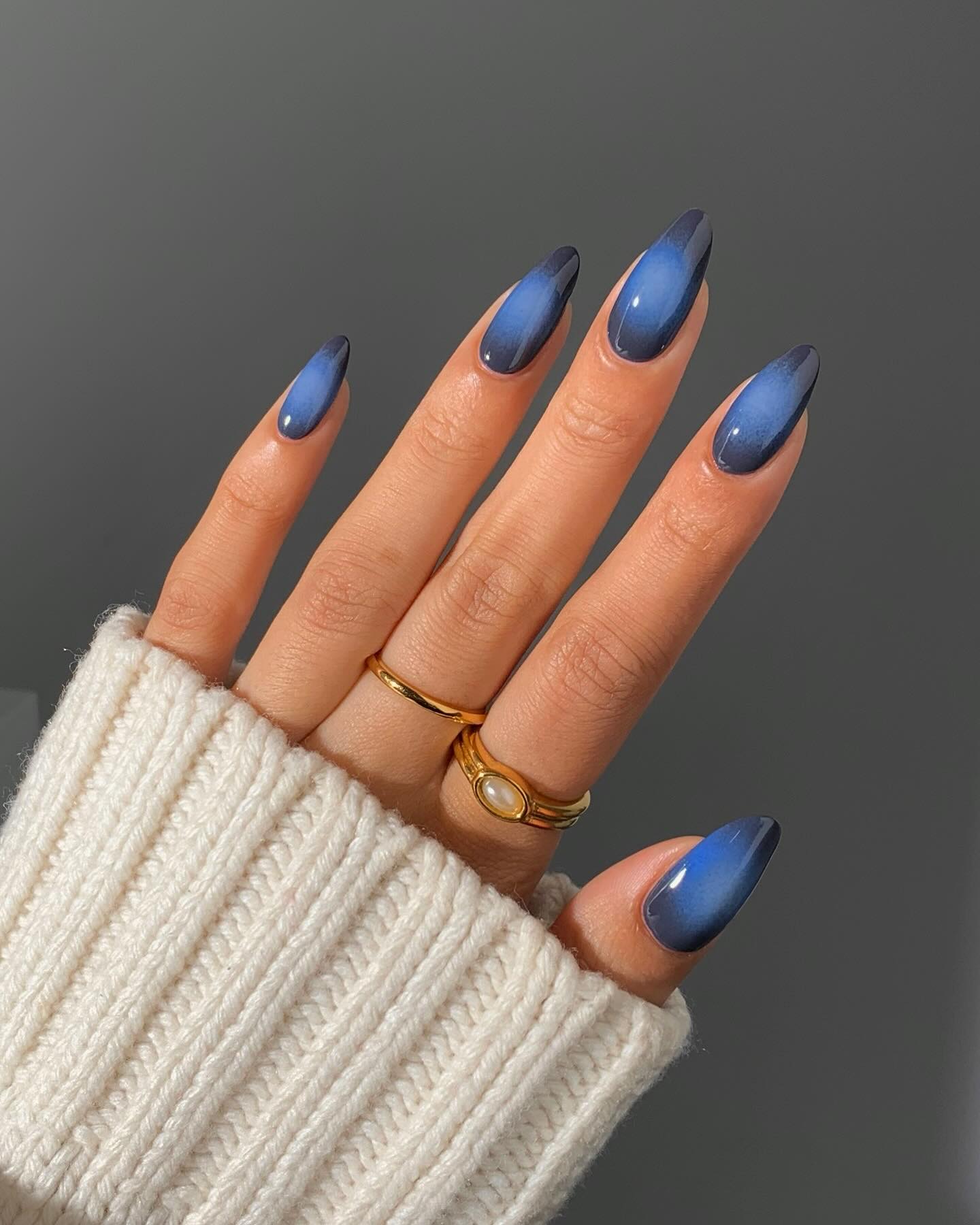 Electric Blue Cat-Eye Ombre Stilettos — Winter Ombre Nails