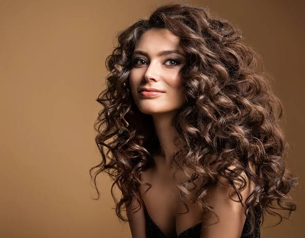Mid-Back Visual Idea Mid-Back Visual Idea — Winter Hair Colors for Brown Eyes