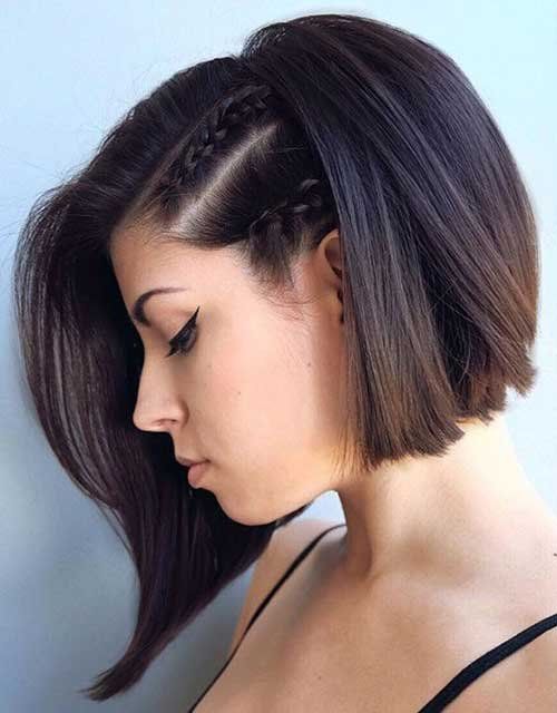 Visual Idea — A Chin-Length Bob With A Side Part Visual Idea — A Chin-Length Bob With A Side Part — Winter Bob Haircuts