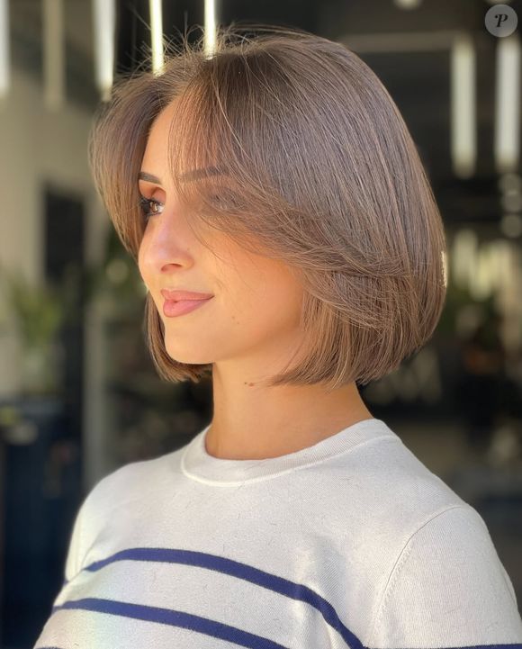 Chin-Length Layered Bob With Face-Framing Chin-Length Layered Bob With Face-Framing — Winter Haircuts for Women Over 40