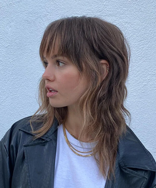 Dark Brown With Subtle Blonde Balayage Visual Idea — Winter Lob Haircuts
