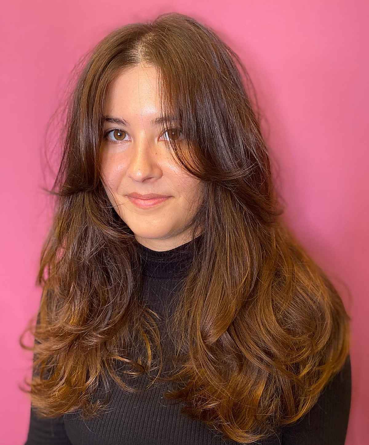 Mid-Back Layers With Auburn Highlights Mid-Back Layers With Auburn Highlights — Winter Haircuts for Heart Shaped Faces