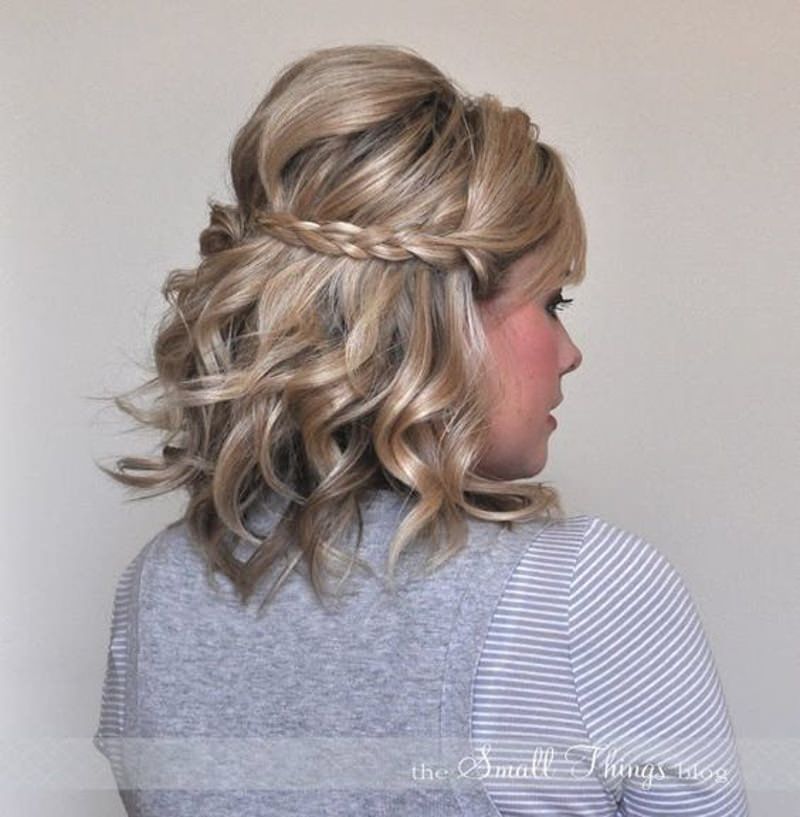Blonde Half-Up With Braided Headband Blonde Half-Up With Braided Headband — Winter Hairstyles