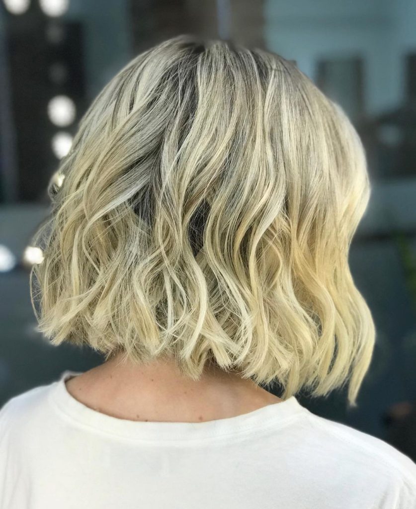 Choppy Platinum Blonde Bob — Winter Shoulder Length Hairstyles