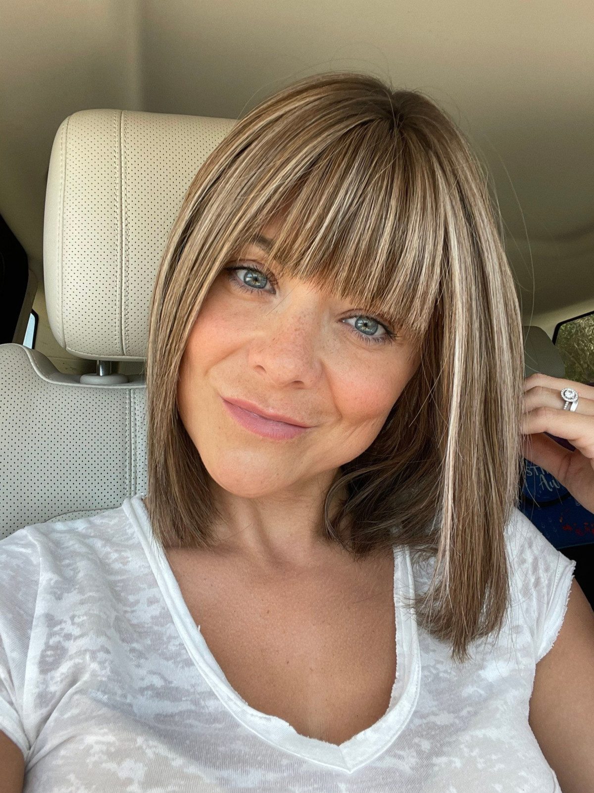 Dark Blonde With Blonde Highlights Chic Chin Bob With Blunt Bangs Dark Blonde With Blonde Highlights Chic Chin Bob With Blunt Bangs — Winter Hairstyles for Women Over 60