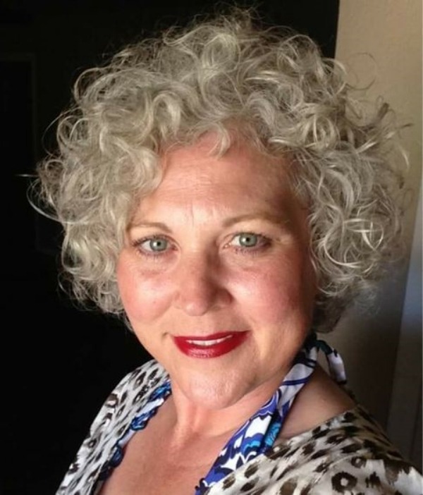 Voluminous Light Grey Curly Bob Voluminous Light Grey Curly Bob — Winter Hairstyles for Women Over 60