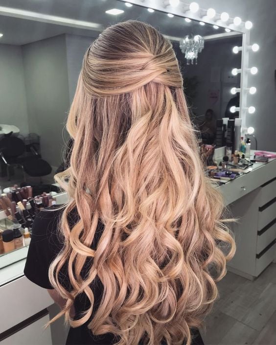 Ash Blonde Half-Up With Twisted Curls — Winter Hairstyles for Long Hair