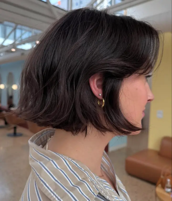 Ear Length Bob With Tousled Layers Ear Length Bob With Tousled Layers — Winter Hairstyles for Thin Hair