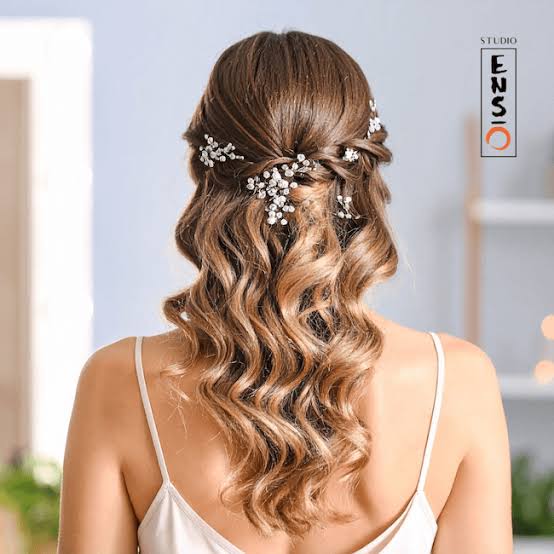 Half-Up Waves With Pearl Pins — Winter Party Hairstyles