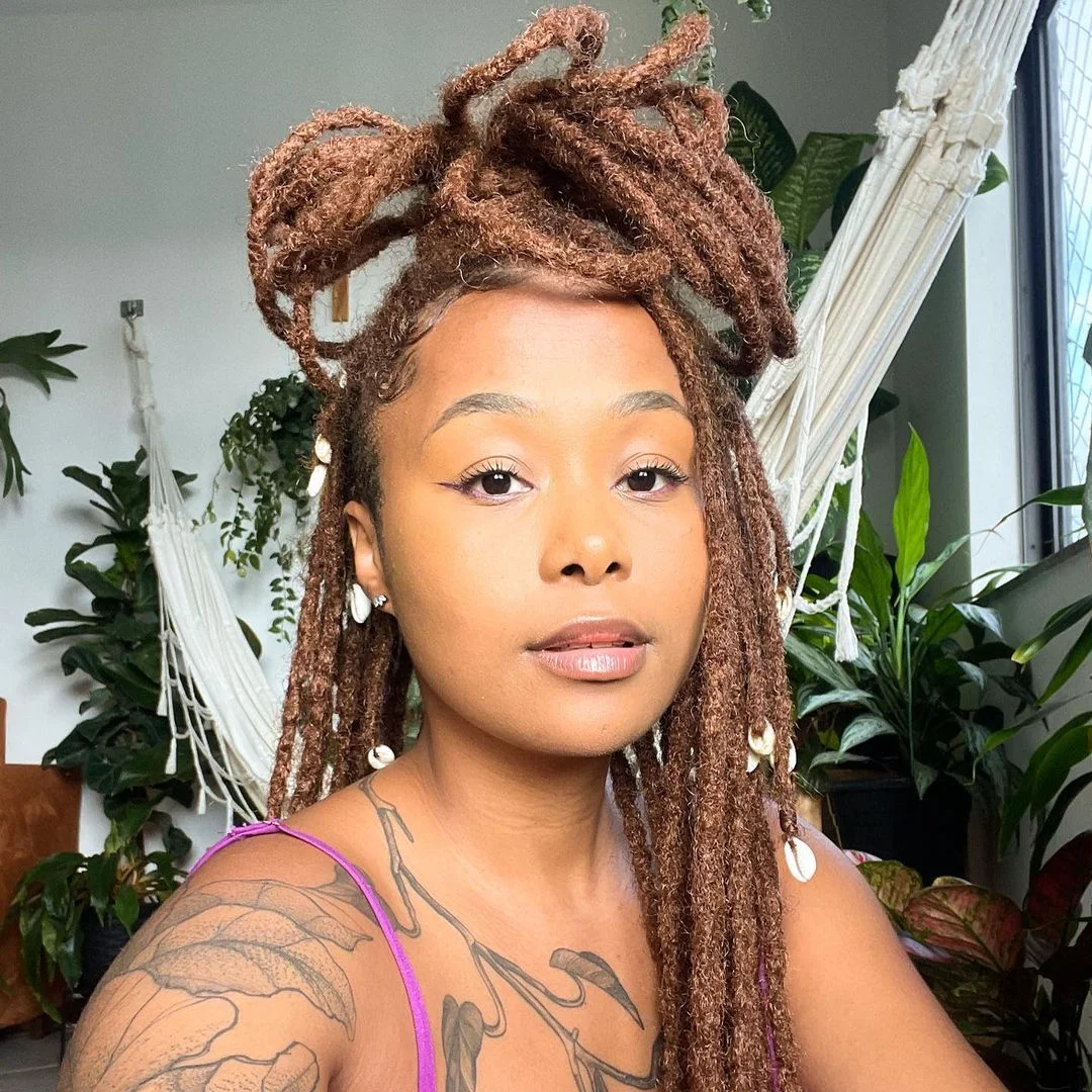 Top Knot Bun With Shells and Highlights Top Knot Bun With Shells and Highlights — Winter Loc Styles