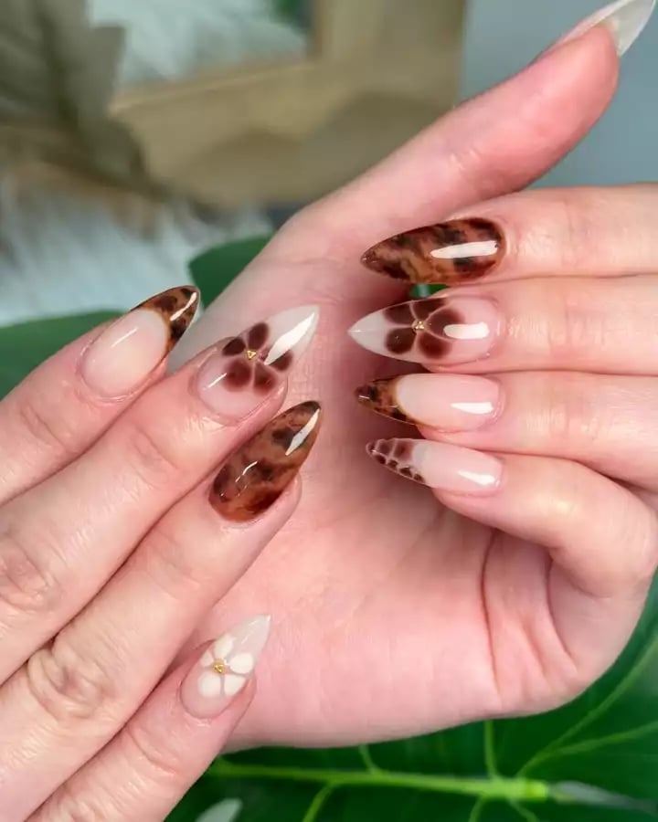 Medium Oval Sheer Pink Delicate Floral Motifs — Nail Art Ideas