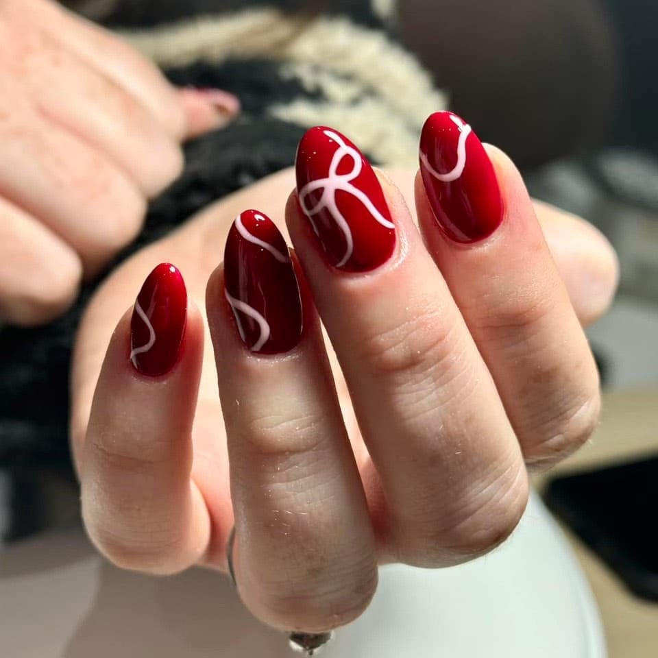 Medium Oval Glossy Red With White Abstract Lines — Nail Art Ideas