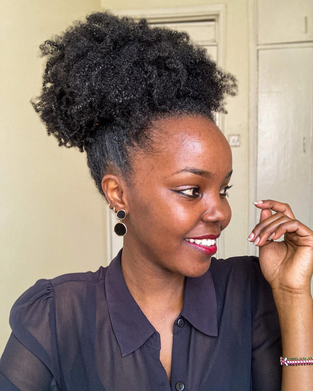 Voluminous Curly High Ponytail — Natural Hair Black Women Styles