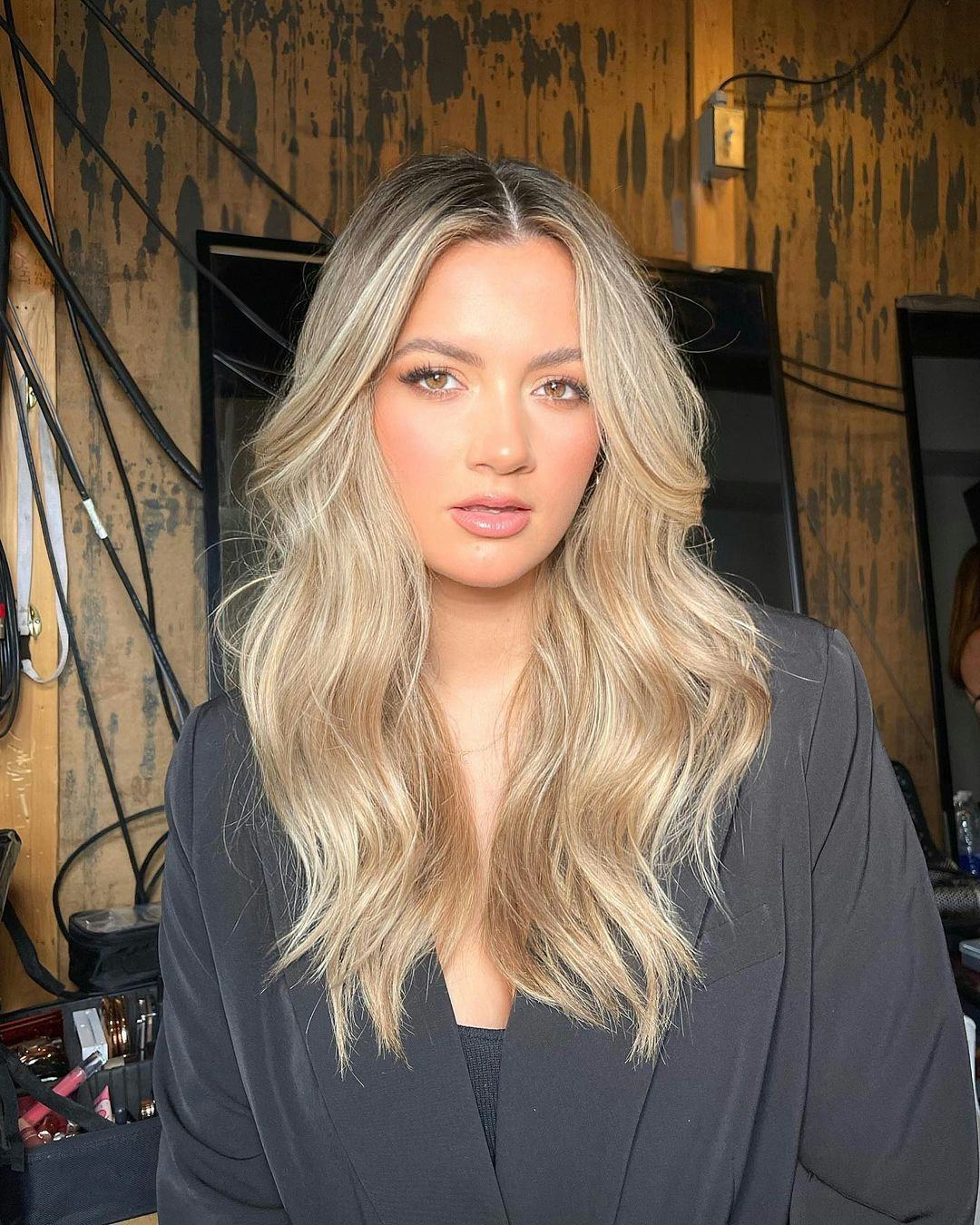 Ash Blonde With Platinum Highlights Ash Blonde With Platinum Highlights — Natural Hair Color Styles