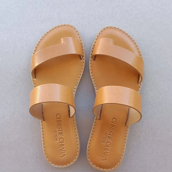 shoes Callista Flat Leather Sandals Christie Chiara Sandals $76.66