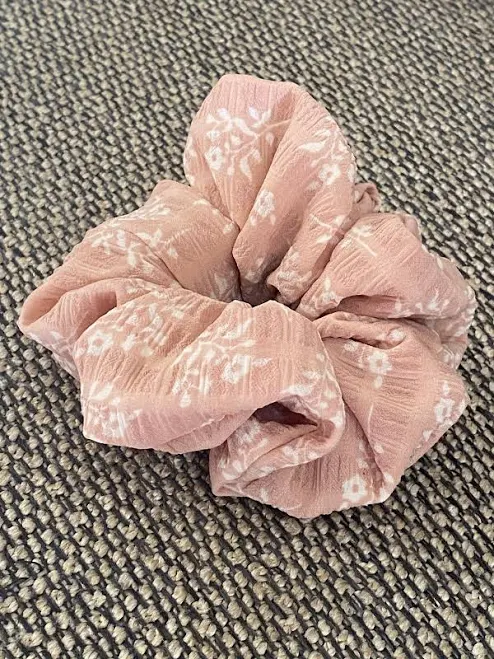 accessory Floral Scrunchy Etsy - Seller $3.8