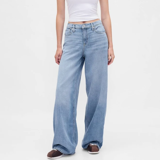 jeans Gap Women's Mid Rise Ultrasoft Baggy Jeans Gap $62