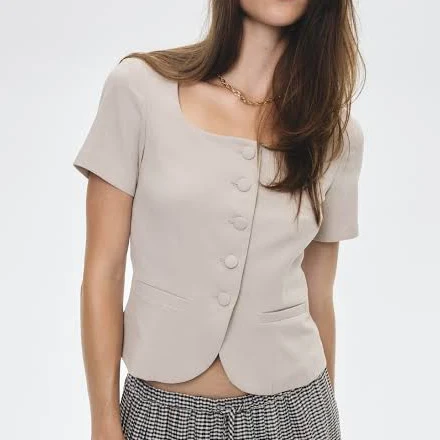 top H&M Ladies Button-Front Top H&M $29.99