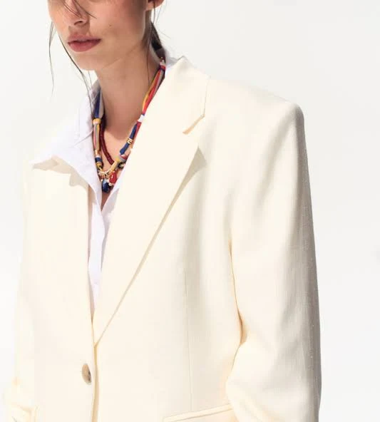 blazer H&M Ladies Single-Breasted Linen-Blend Blazer H&M $69.99